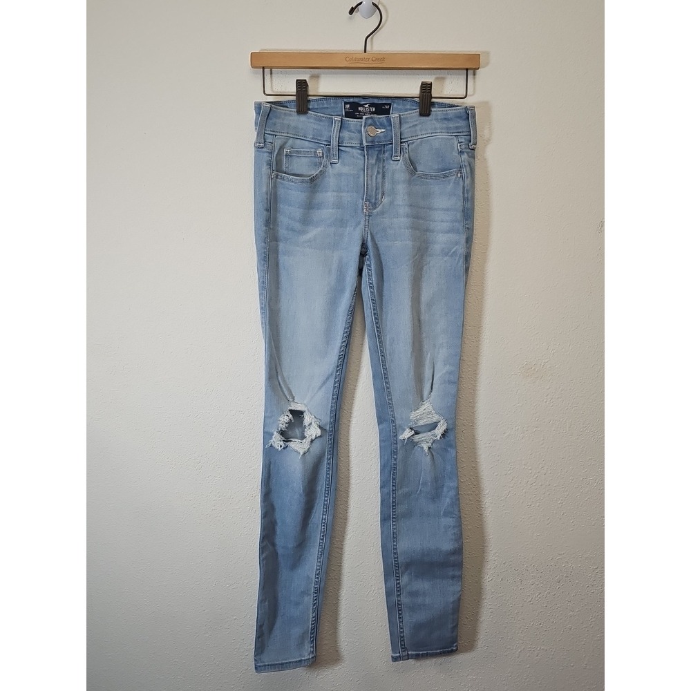 Hollister Jeans‎ Women's Low Rise Super Skinny Distressed Size 00R